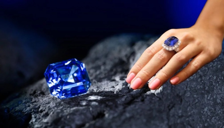 عکس سنگ یاقوت کبود