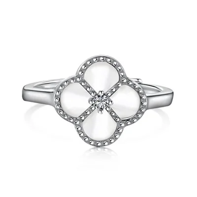 انگشتر نقره ونکلیف صدفی